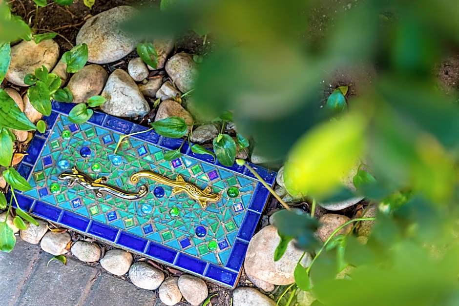 Kingfisher GuestHouse