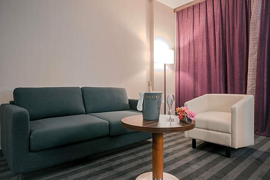 Holiday Inn Toulouse Airport By IHG