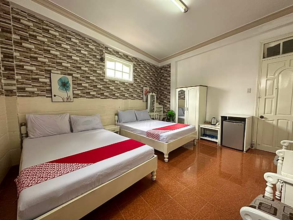 OYO 1196 Le Vu Hotel