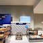 Holiday Inn Express & Suites Santa Clara - Silicon Valley By IHG