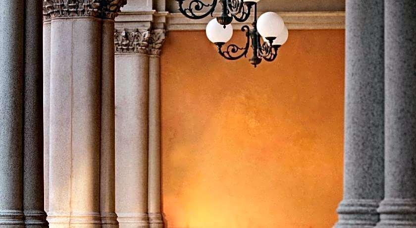 Four Seasons Hotel Macao