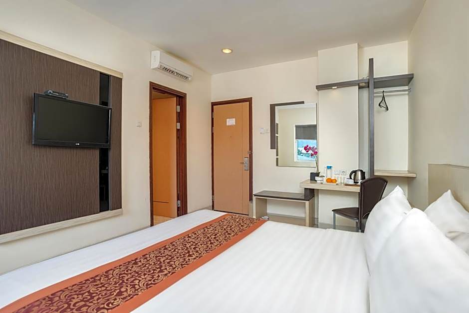 Jolin Hotel Panakkukang by LIFE