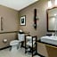 Cambria Hotel Denver International Airport