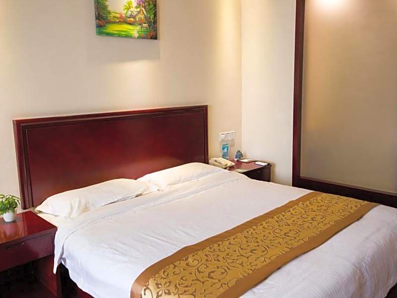 GreenTree Inn AnHui GuangDe ZhongYang LeCheng Business Hotel