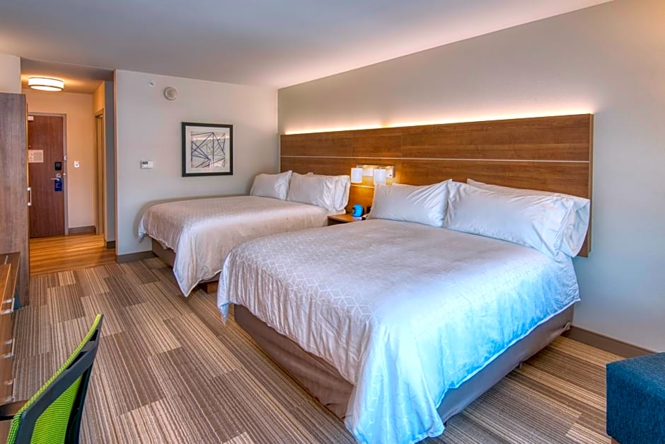 Holiday Inn Express Hotel and Suites Lincoln Airport, an IHG Hotel