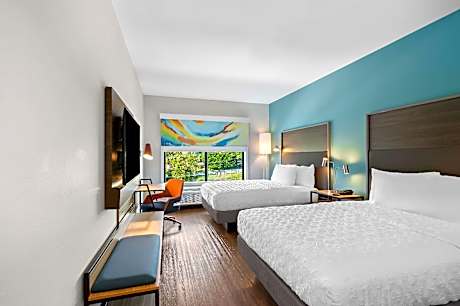 Queen Room with Two Queen Beds and Walk-In Shower