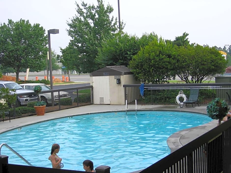 Hampton Inn By Hilton Atlanta-Town Center/Kennesaw