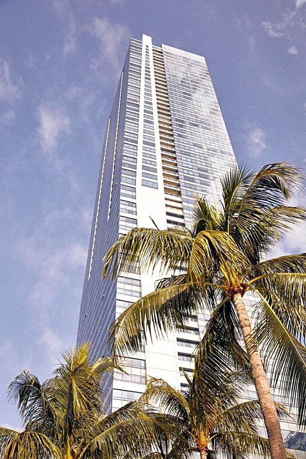 Four Seasons Hotel Miami