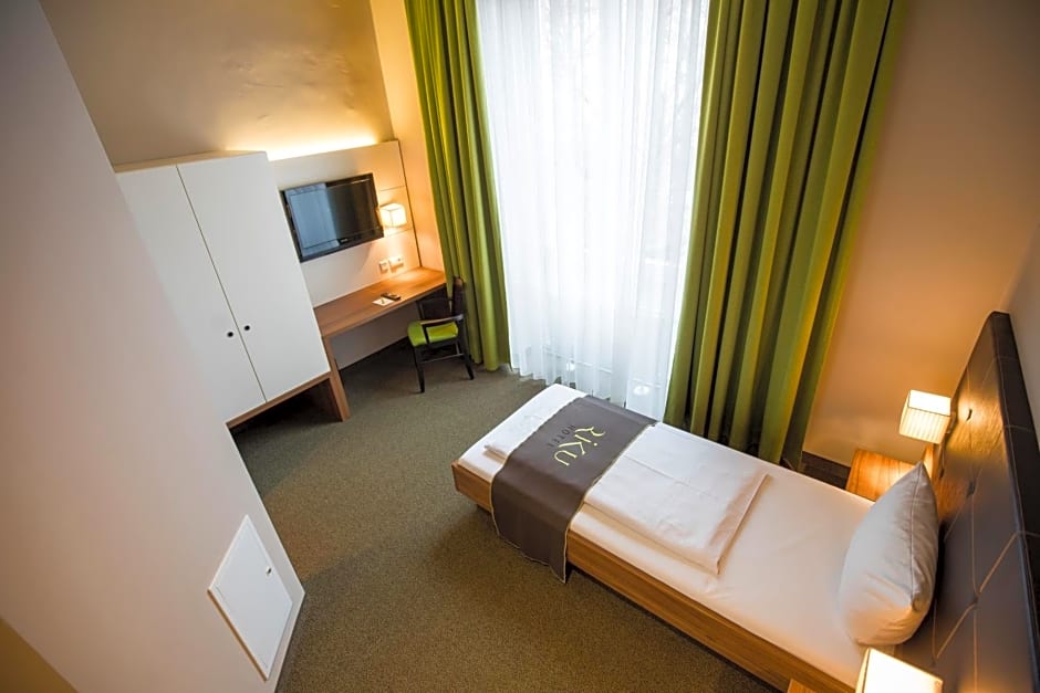 RiKu HOTEL Neu-Ulm