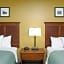 Country Inn & Suites by Radisson, Holland, MI