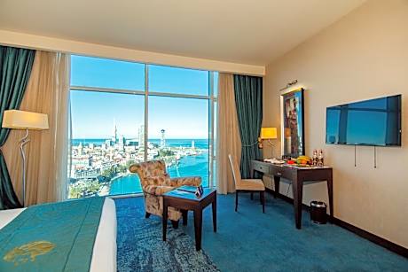 Superior Queen or Twin Room with Sea View