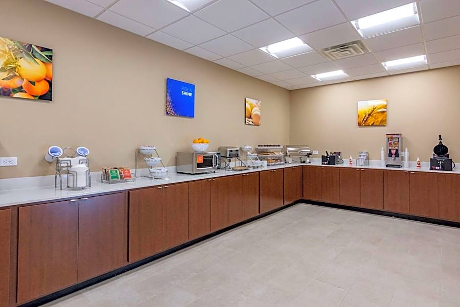 Comfort Inn & Suites