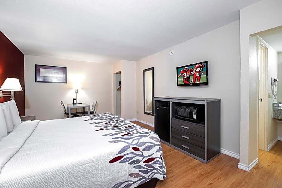 Red Roof Inn Houston North - FM1960 & I-45