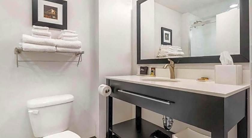 Best Western Plus Cranberry-Pittsburgh North