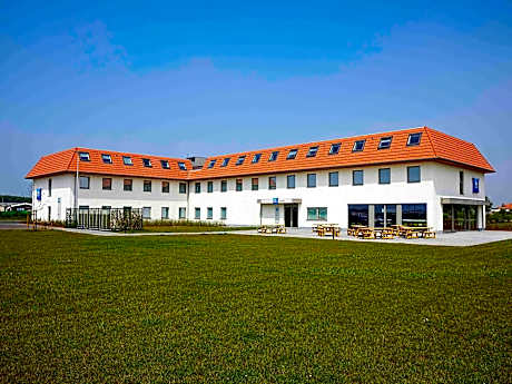 ibis budget Oostende Airport