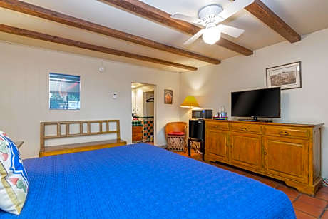 Standard King Room - Not Pet Friendly