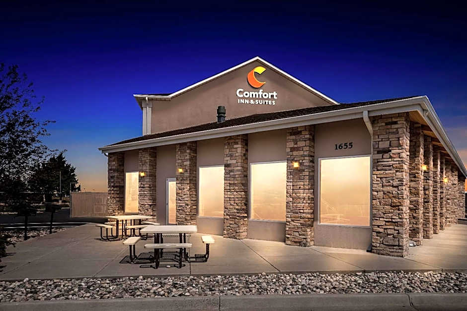 Comfort Inn & Suites Near University of Wyoming
