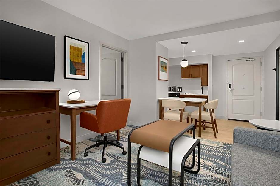 Homewood Suites By Hilton Cleveland-Solon