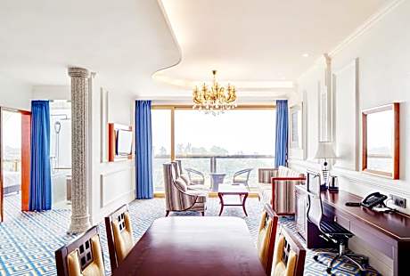 Ocean View Royal Suite