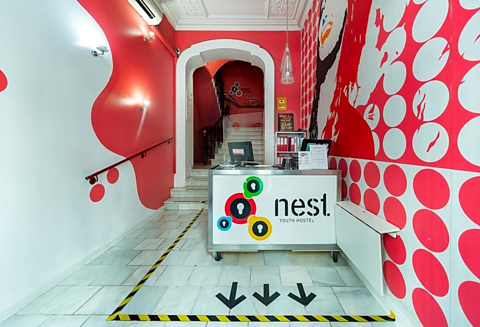 Red Nest Hostel