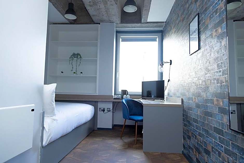 Quarter by the Warren Collection