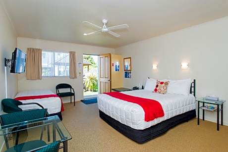 Superior Studio with Private Spa Bath