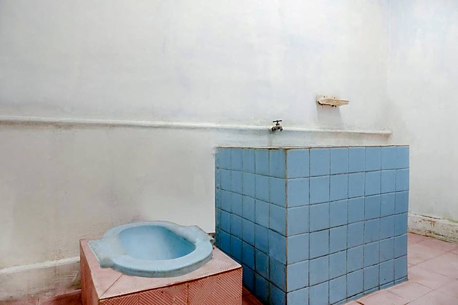 OYO Life 2638 Hotel Raya