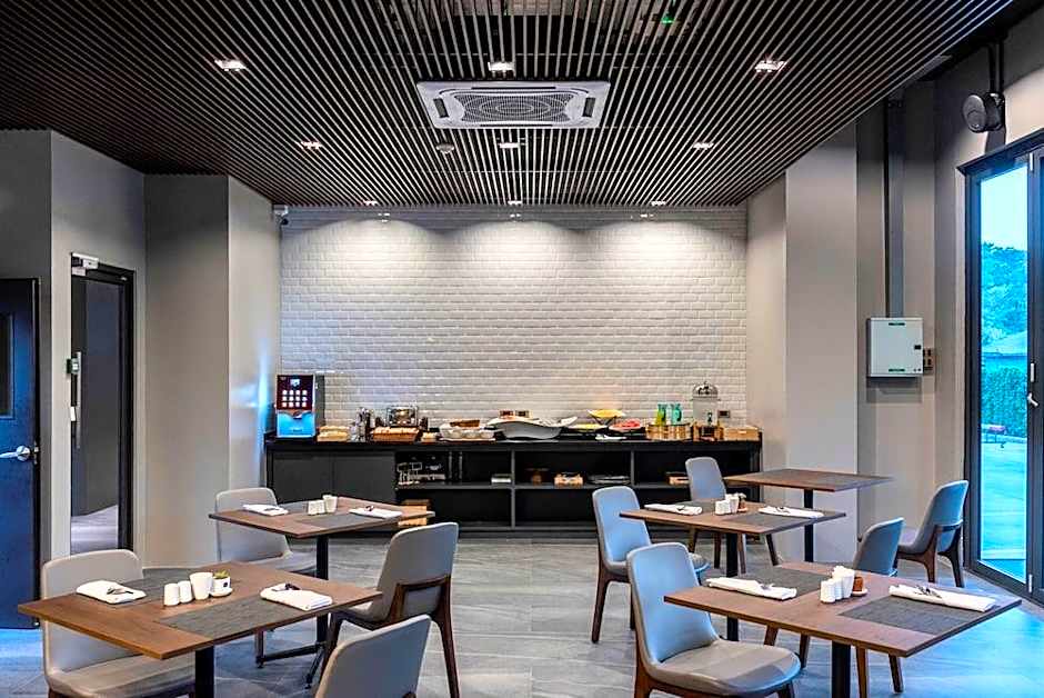XOTEL