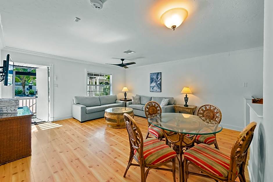 Tropic Isle At Anna Maria Island Inn
