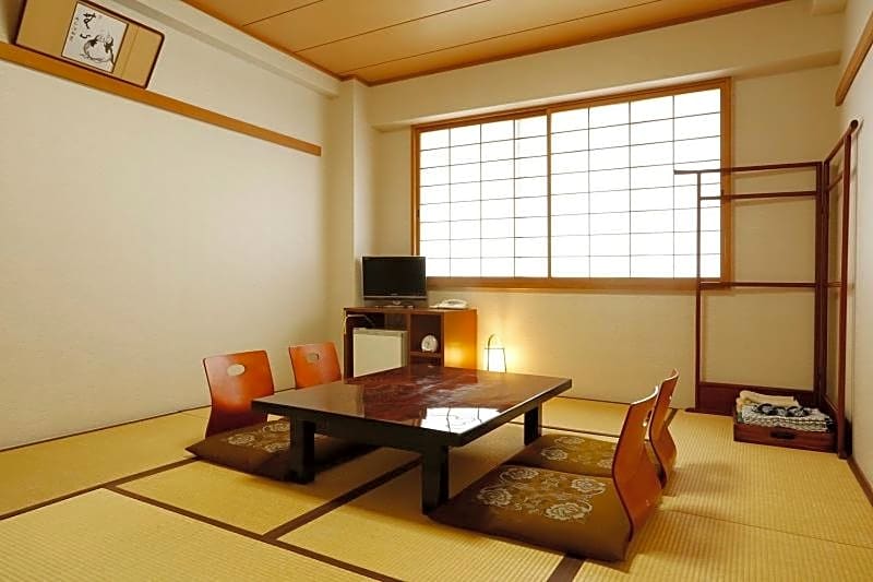 Hanazono Kaikan