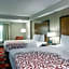 La Quinta Inn & Suites by Wyndham DC Metro Capitol Beltway