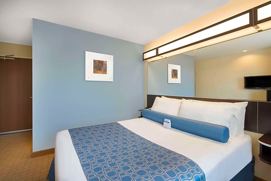 Microtel Inn & Suites By Wyndham Stanley