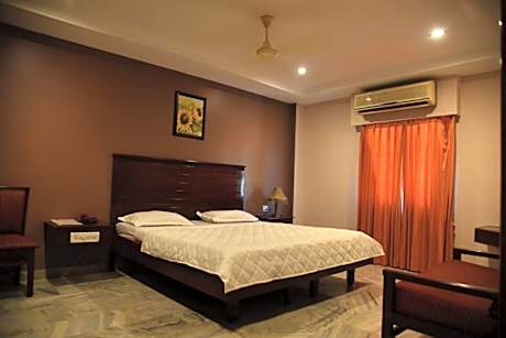 Hotel Subhalakshmi Palace