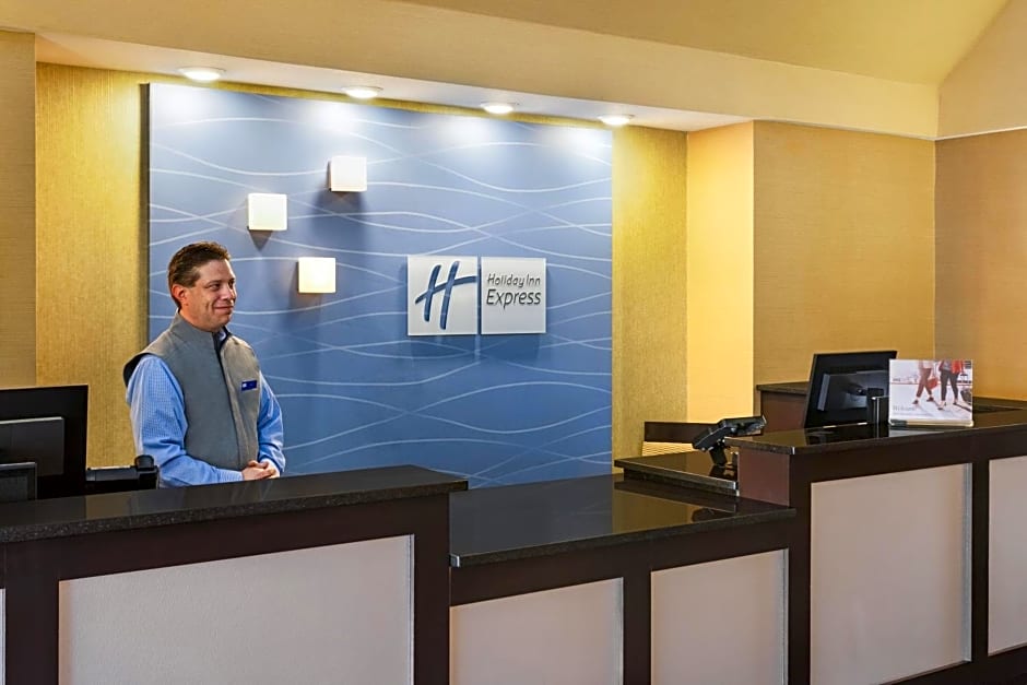 Holiday Inn Express Hotel & Suites Edmond