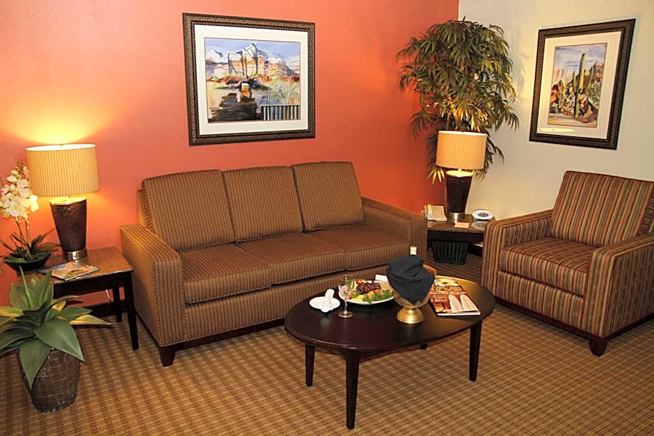 Ramada by Wyndham Viscount Suites Tucson East