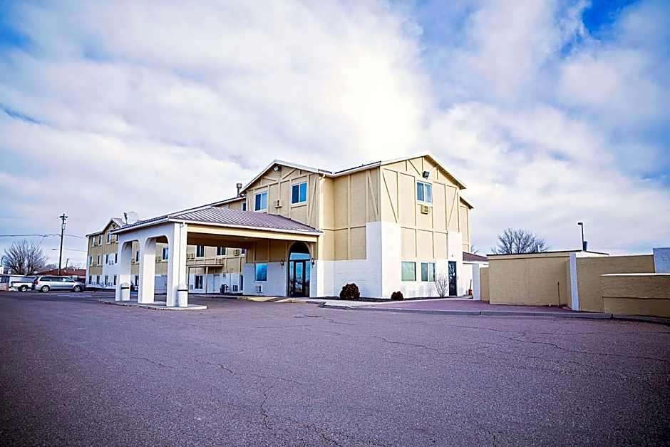 Super 8 by Wyndham Holbrook