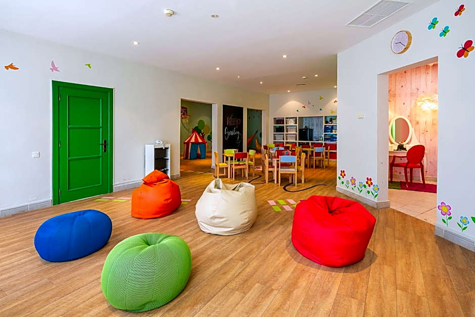 Hotel LIVVO Volcan Lanzarote