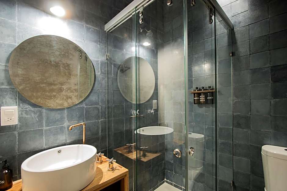 Hotel Sin Nombre