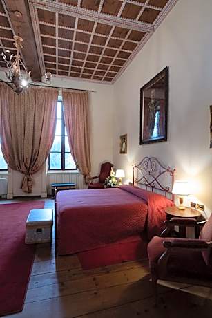 King Suite with Balcony