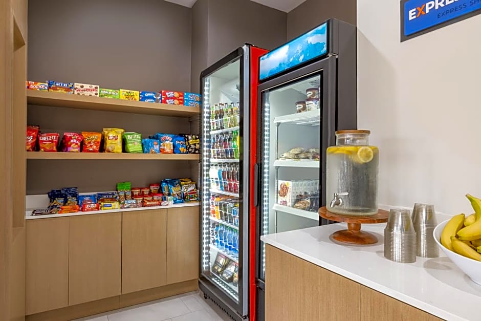 Holiday Inn Express & Suites Opelousas By IHG