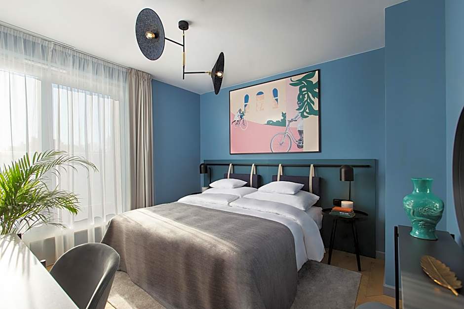 Alice Hotel
