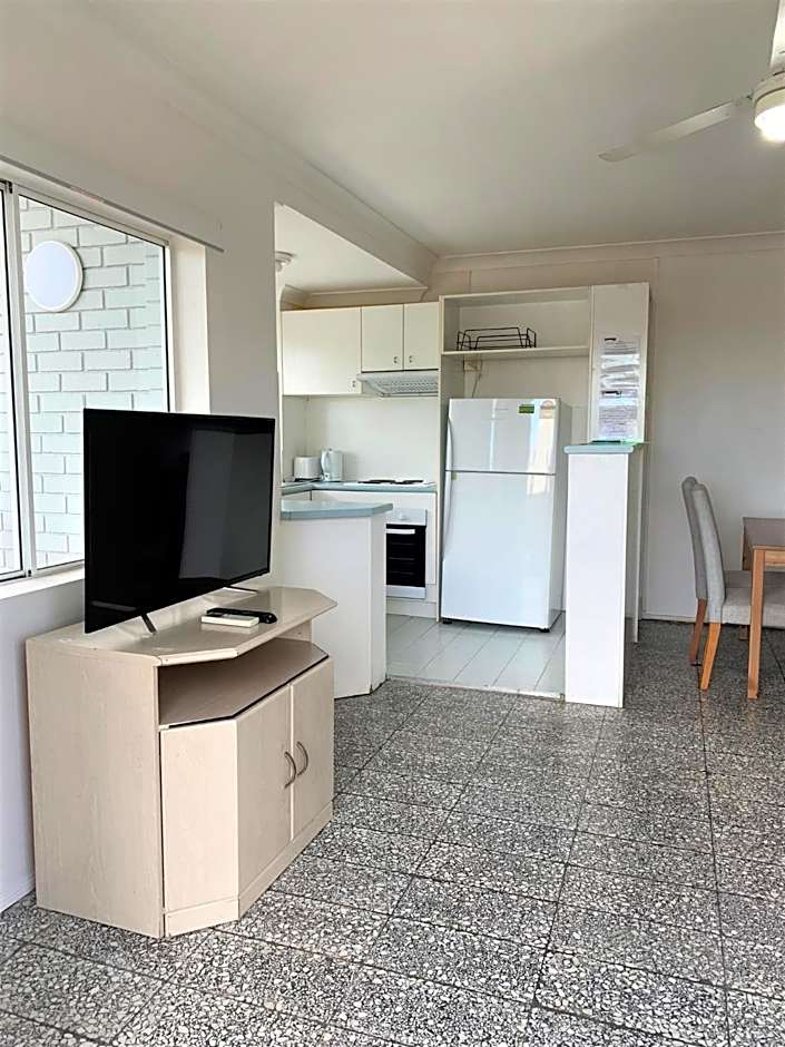 Broadwater Keys Holiday Apartments