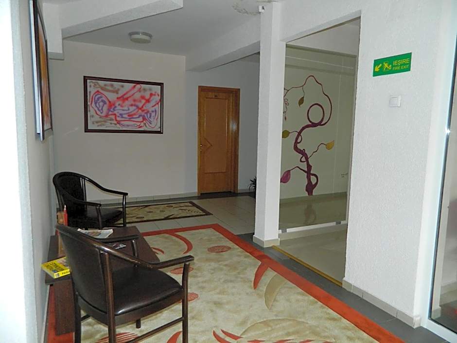 Hotel Tranzzit