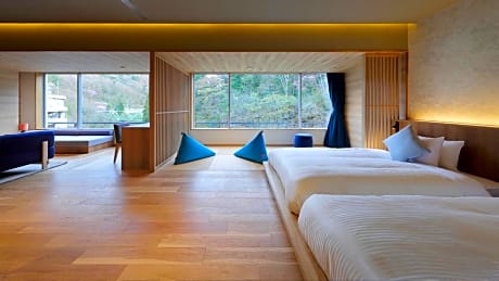 Suite Room with River View