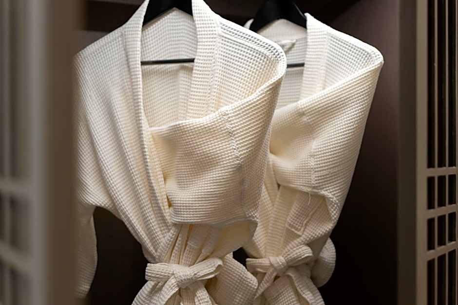 Bella Nara Phuket Naiyang Beach