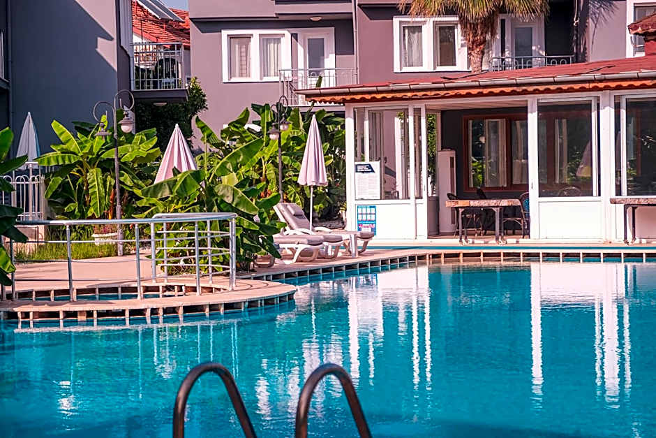 ÖZCEM APART HOTEL FETHİYE