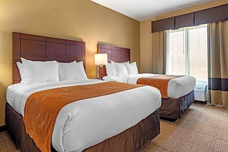 Double Room with Two Double Beds - Non-Smoking