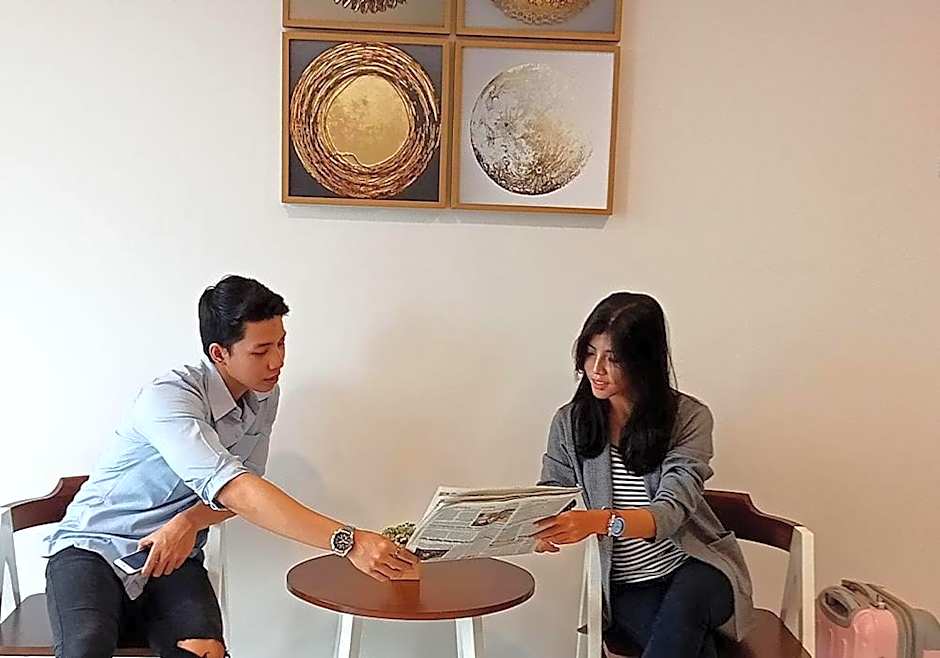 Cozzy Stay Hotel Semarang by Sinergi