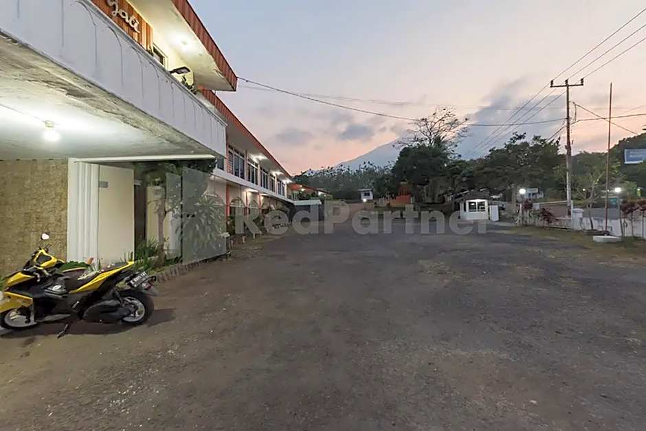 Hotel Linggarjati near Natural Park TWA Linggarjati