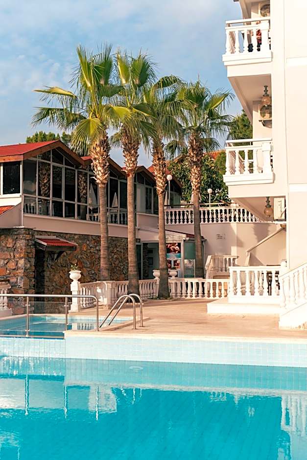 Sunny Hill Alya Hotel